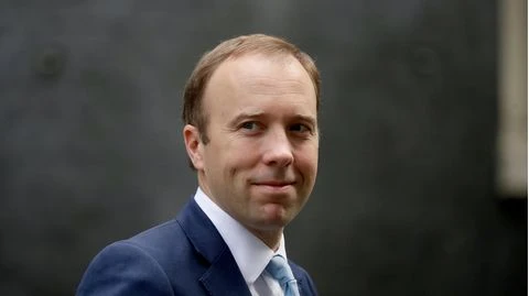 Britischer Gesundheitsminister tritt nach Verstoß gegen Corona-Regeln zurück