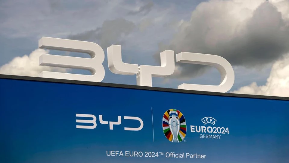 BYD, Vivo und Co. Sponsoring made in China bei der EM: Das steckt dahinter