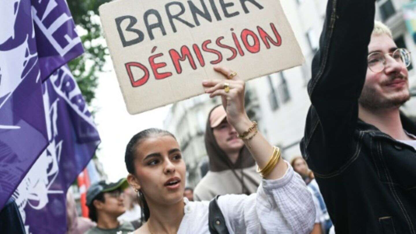 Frankreich: Über 100.000 protestieren gegen rechtsgerichteten Premier