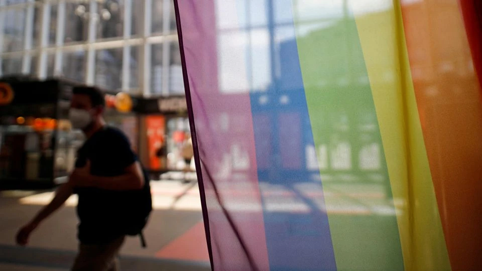 Zeichen gegen Uefa-Verbot: In diesen Städten und Stadien soll der Regenbogen strahlen