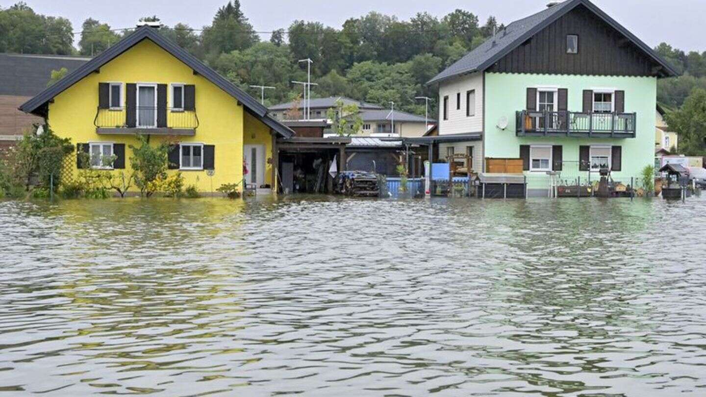 Unwetter: Hochwasserlage angespannt - Deutschland rüstet sich vor Flut