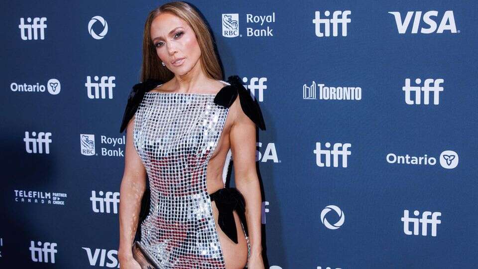 Filmfest in Toronto War was? Jennifer Lopez zeigt sich im freizügigen Kleid