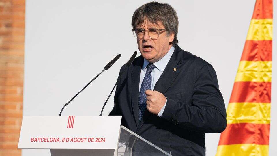 Separatist in Spanien Puigdemont verschwindet nach Rede: Großfahndung 