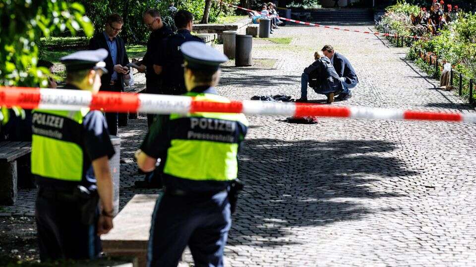 Tötungsdelikt Mann am helllichten Tag in München totgeprügelt – Täter auf der Flucht