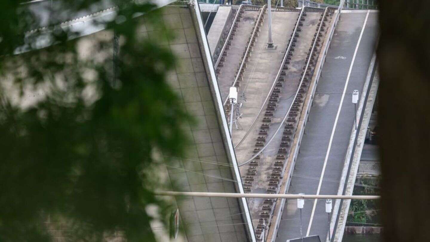 Notfälle: Knapp an der Katastrophe vorbei - Brückeneinsturz in Dresden