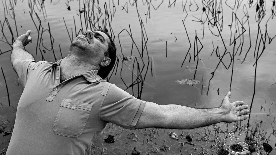 Fotodokumentation Der iranische Fotograf Enayat Asadi hat zum Tode Verurteilte getroffen, die dem Henker entkommen sind