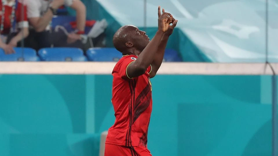 Belgien schlägt Russland – Lukaku sendet Grüße an Eriksen: 
