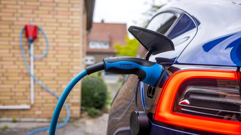 Day-Ahead-Handel Pokern mit dynamischen Stromtarifen: Lohnt sich das?