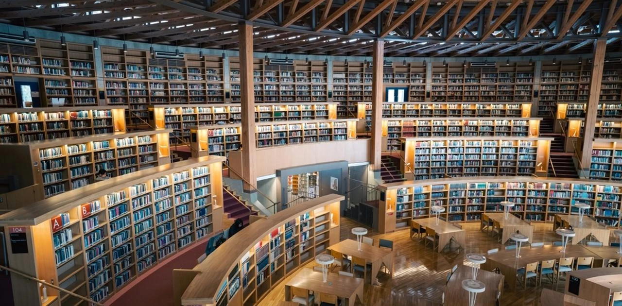 2025年版「日本大学ランキング」が決定。東大は3位に転落、5回連続1位はあの大学