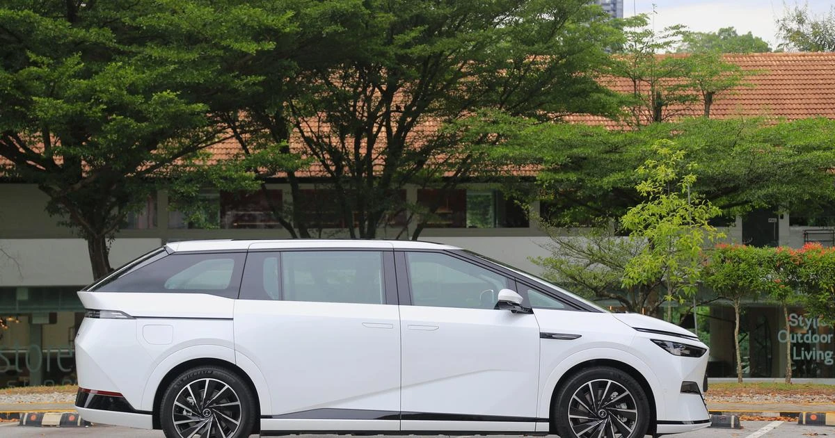 小鵬汽車の高級EVミニバン「XPeng X9」試乗レポート