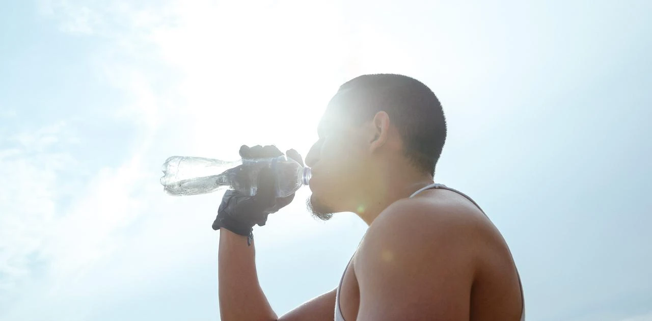 トップアスリートが午後4時以降は水分を控える理由…水分補給の基本を確認しよう