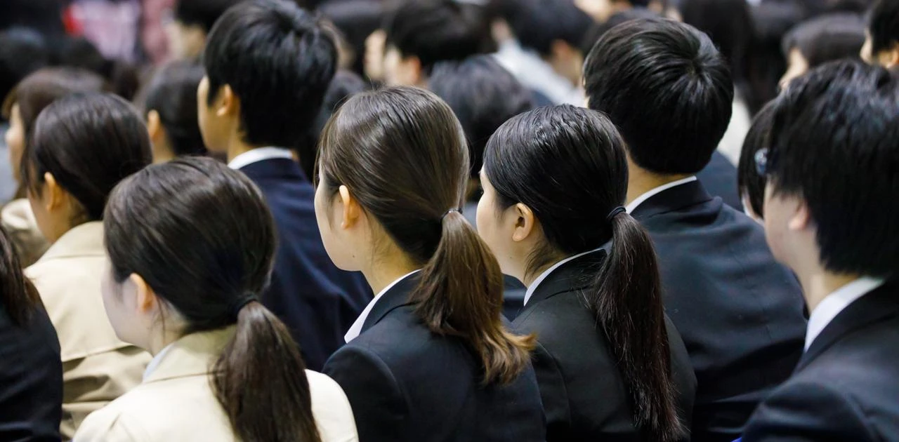 入社後すぐ転職サイト「過去最多」に。14年間で31倍に急増