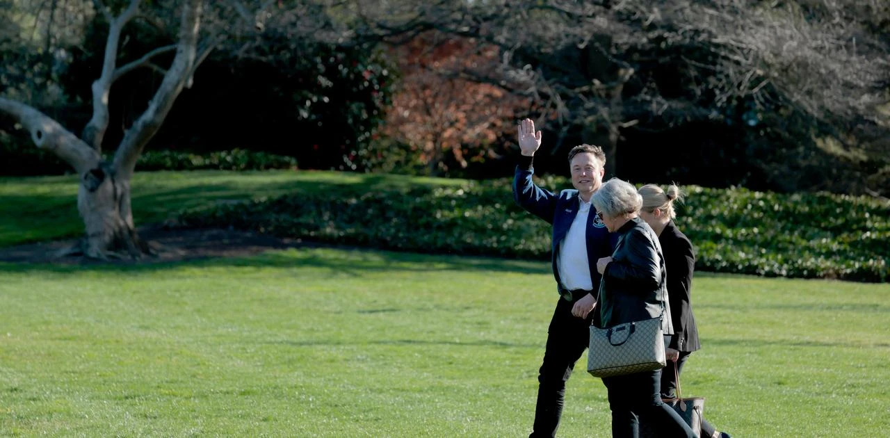 イーロン・マスク、DOGEが「ものすごい攻撃を受けている」ことに驚きと語る