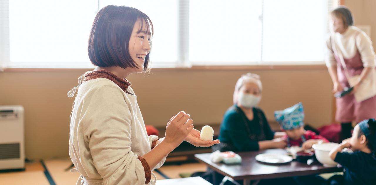 「いつ死んでもおかしくない」経験から“販売しないおむすび屋”へ。47都道府県の味を求めて秘境を巡る