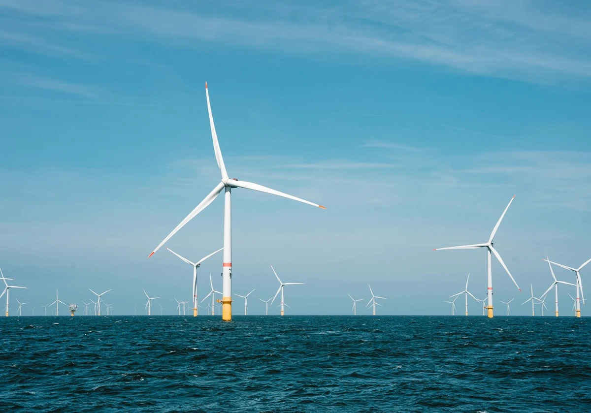 三菱商事も撤退で逆風の洋上風力発電、北九州は総合拠点化で経済波及効果に期待