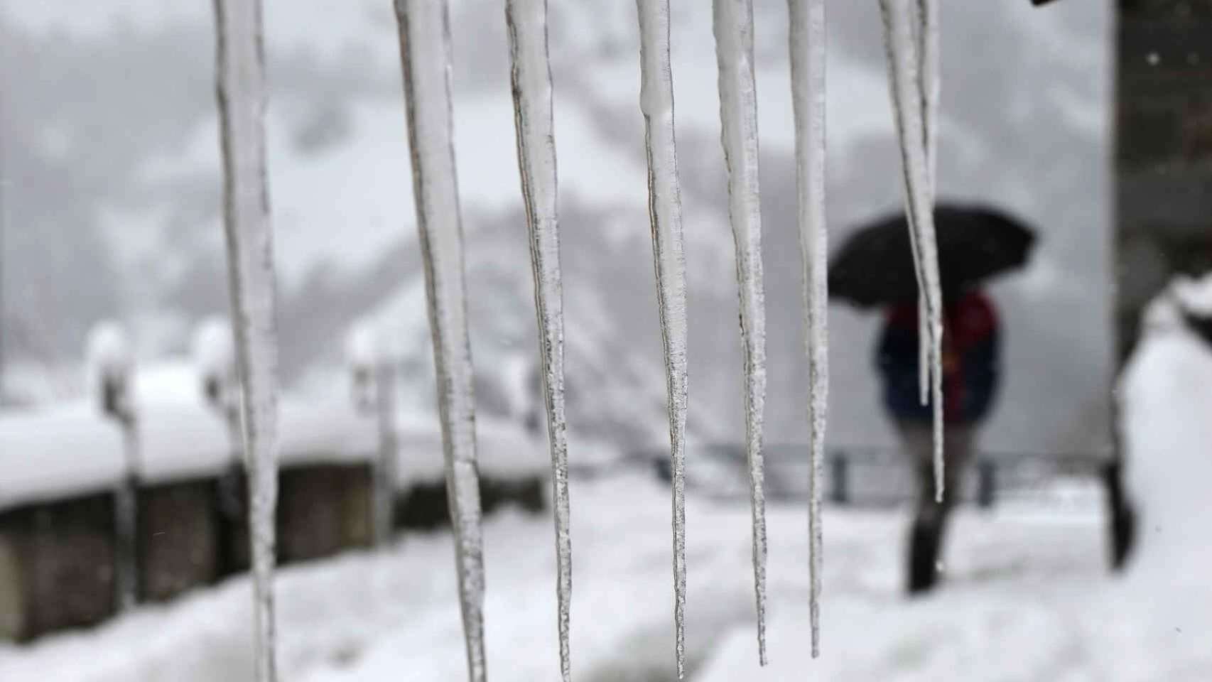 Morir por Navidad en España: por qué diciembre y enero son los meses con más defunciones