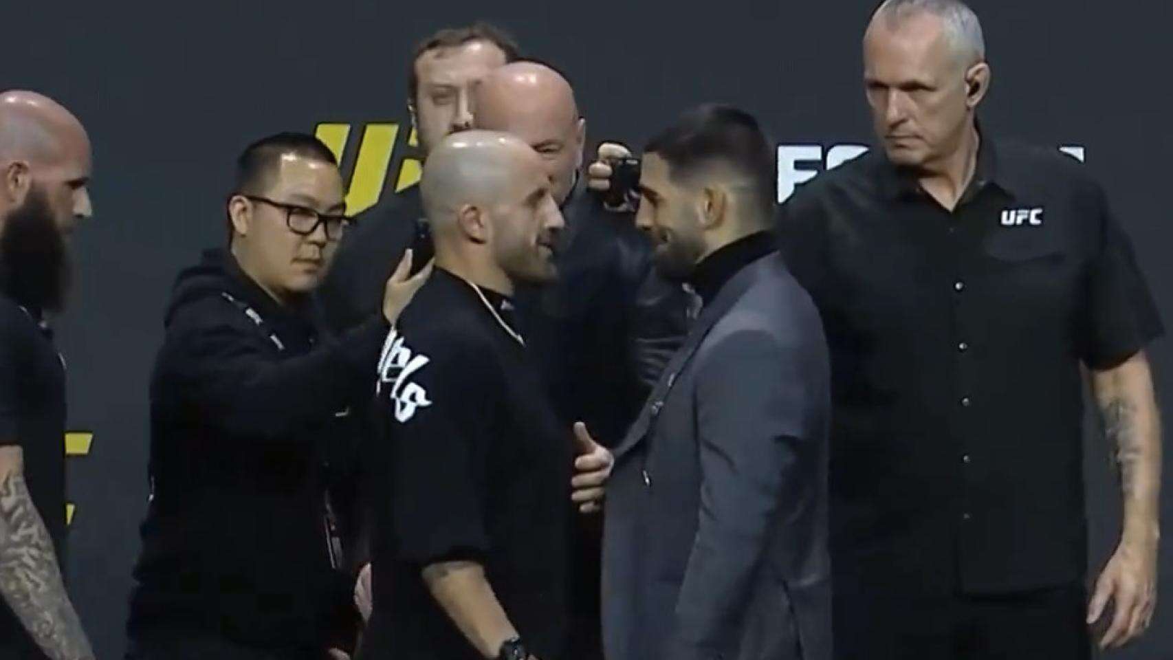 Ilia Topuria calienta la UFC en su primer careo con Volkanovski: 