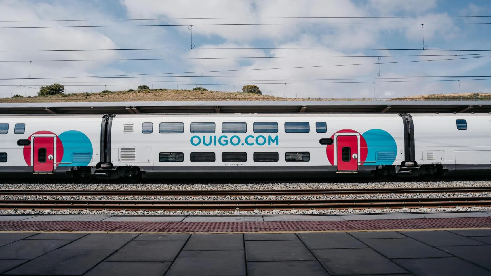 Ouigo contesta a Adif con un informe de Alstom: su tren no causó la avería entre Madrid y Sevilla ni tampoco tenía daños