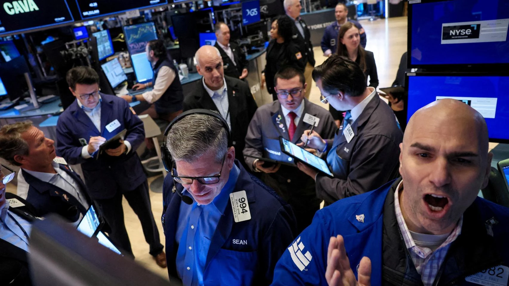 Wall Street arriesga su racha de tres semanas al alza