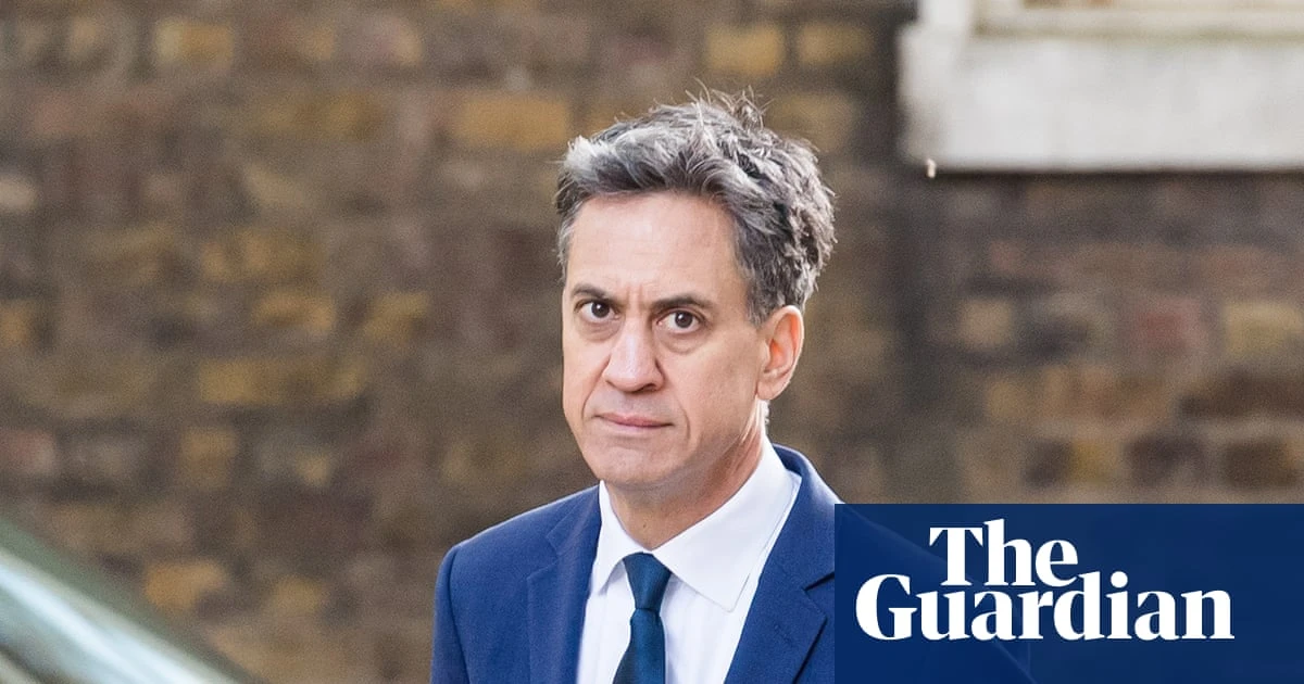 Labour must fight right-wing billionaires undermining net zero, says Ed Miliband