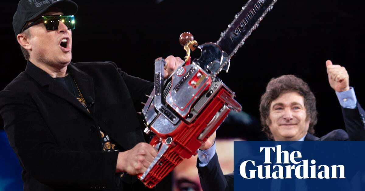 Chain, chain, chain: political theatre confirms Elon Musk’s Maga hero status at jubilant CPAC