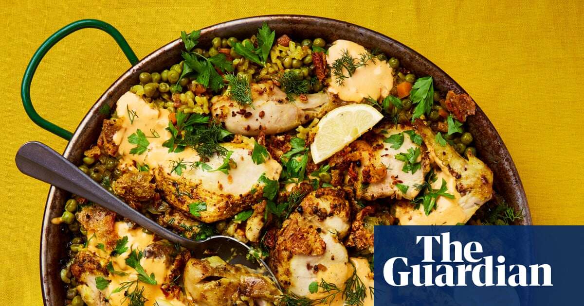 Thomasina Miers’ recipe for turmeric chicken rice with peas and habanero allioli