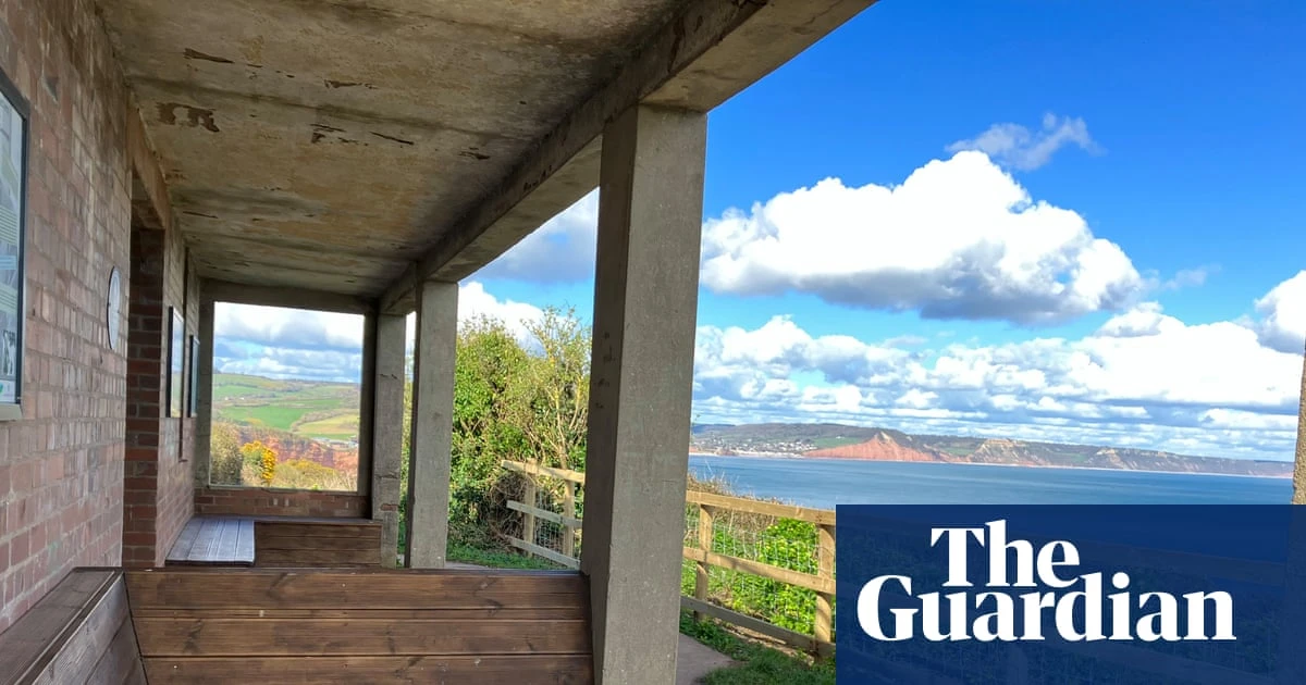 Lookout, Devon! Our overnight stay in a 1940s observation post