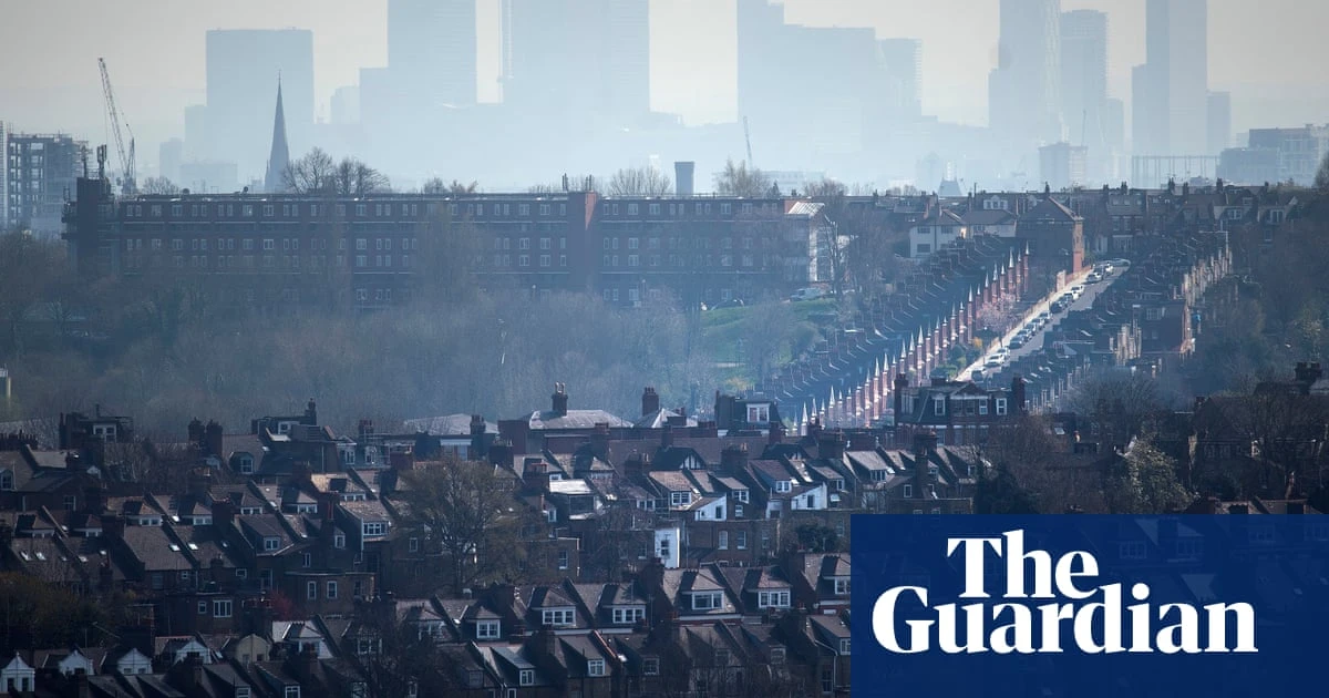 UK air pollution killing more than 500 people a week, doctors say