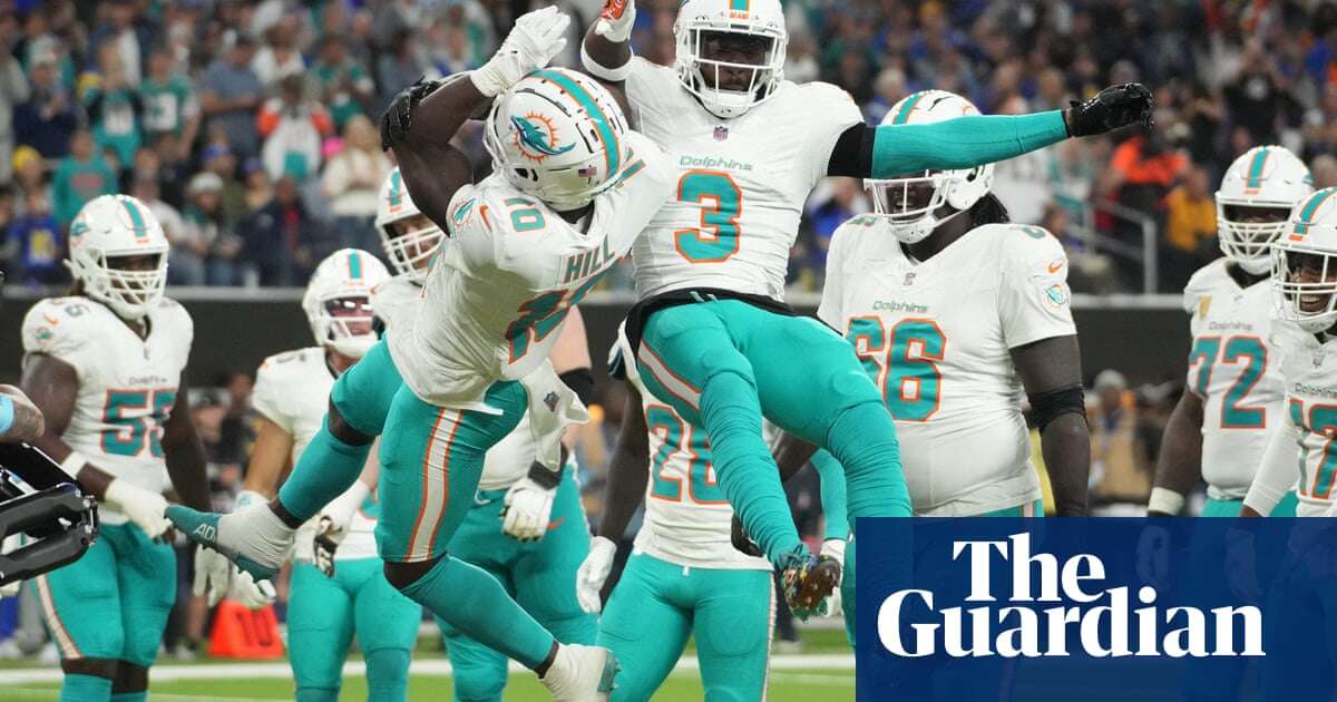 Tyreek Hill’s TD helps Dolphins snap losing streak and beat Rams