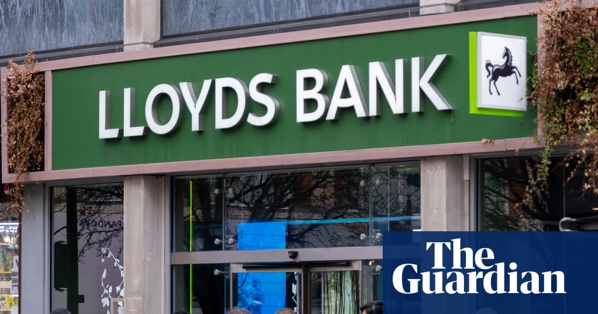 Lloyds warns 3,000 staff they face sack for ‘under-performance’