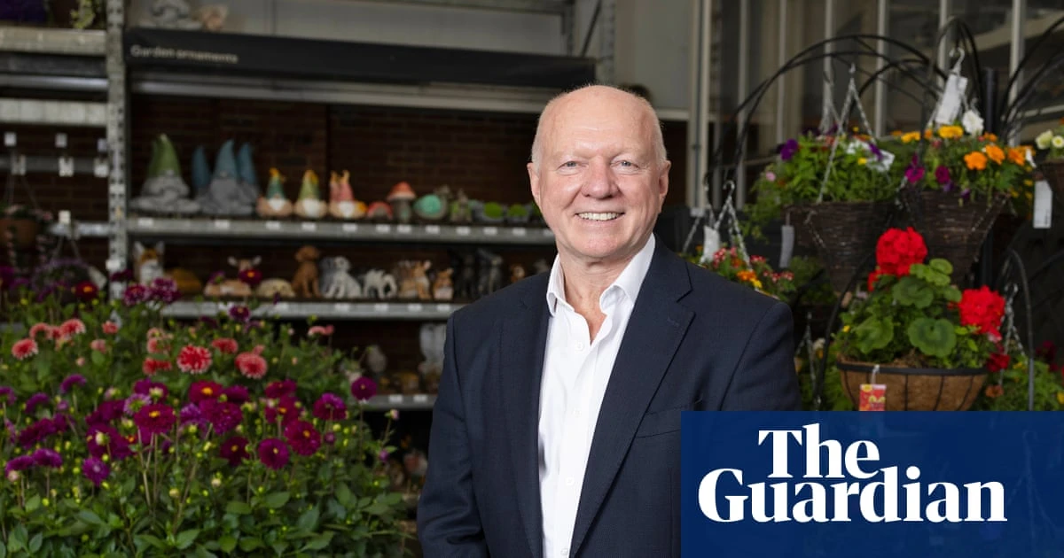 B&Q boss urges Reeves to end tax breaks that favour online Chinese rivals