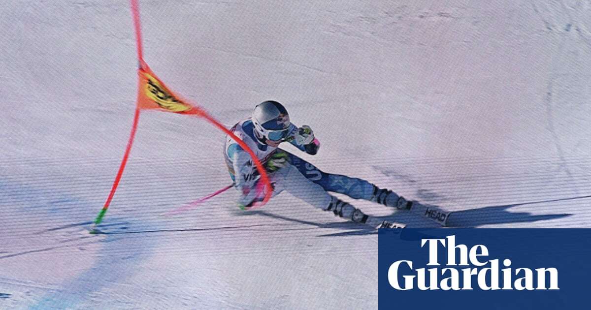 Venier wins super-G but Vonn fails to finish in return to skiing worlds at age of 40