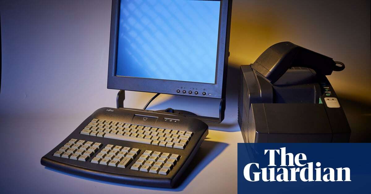 Post Office Horizon inquiry: former IT chief saw only ‘minor bugs and glitches’