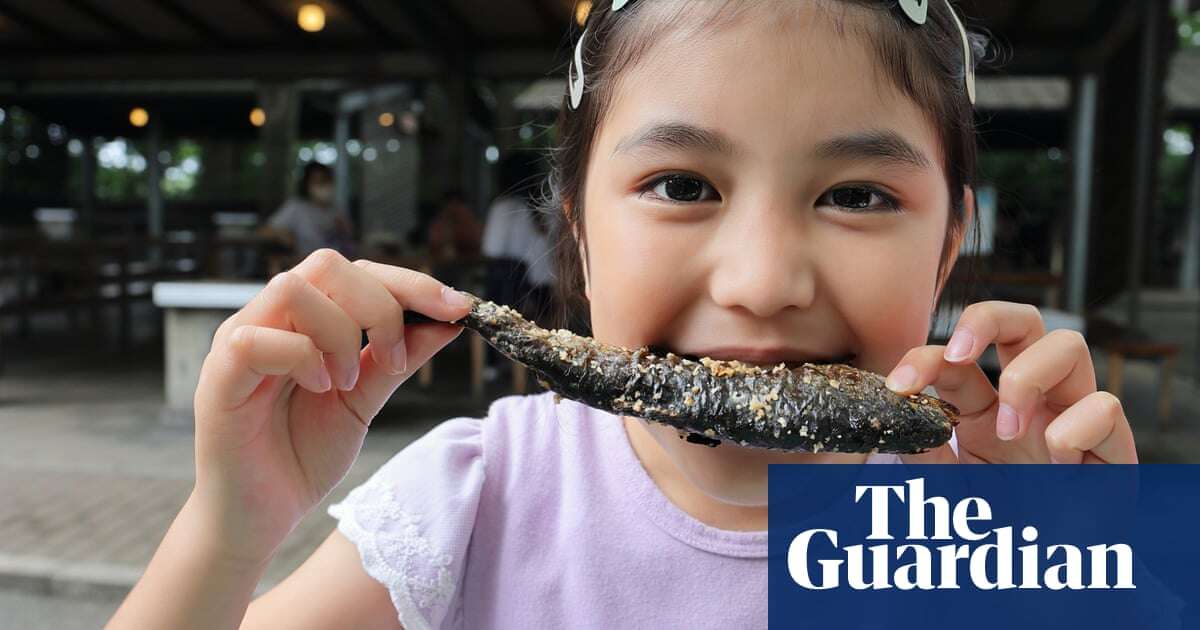 Want your kids to be caring and sharing? Feed them fish