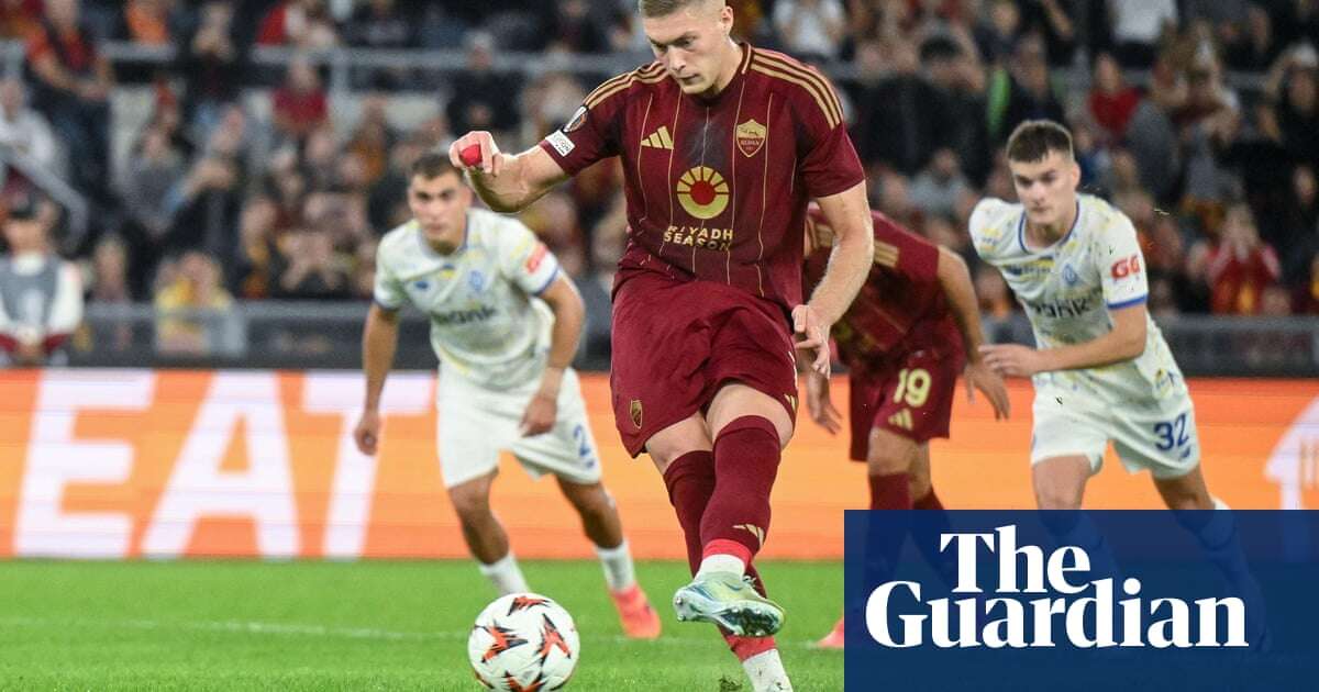 Europa League roundup: Roma get up and running, Ajax see off Qarabag