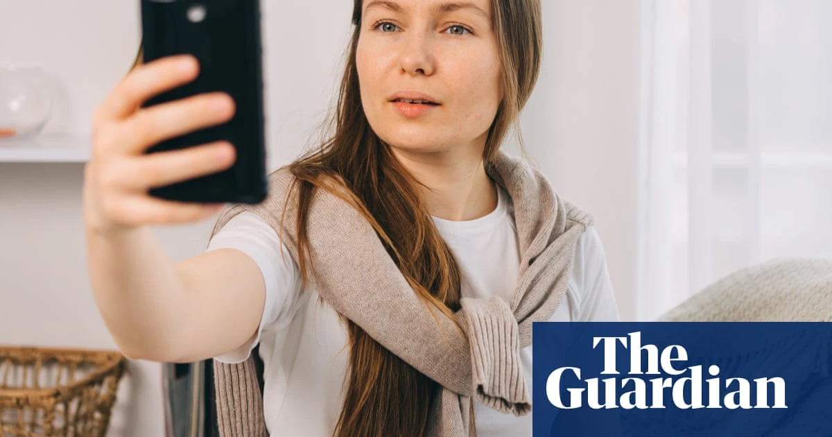 FaceAge: the AI tool that can tell your biological age through one photo