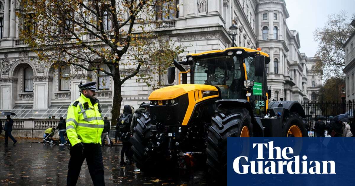 Starmer v farmers – will the government have to backtrack? – podcast