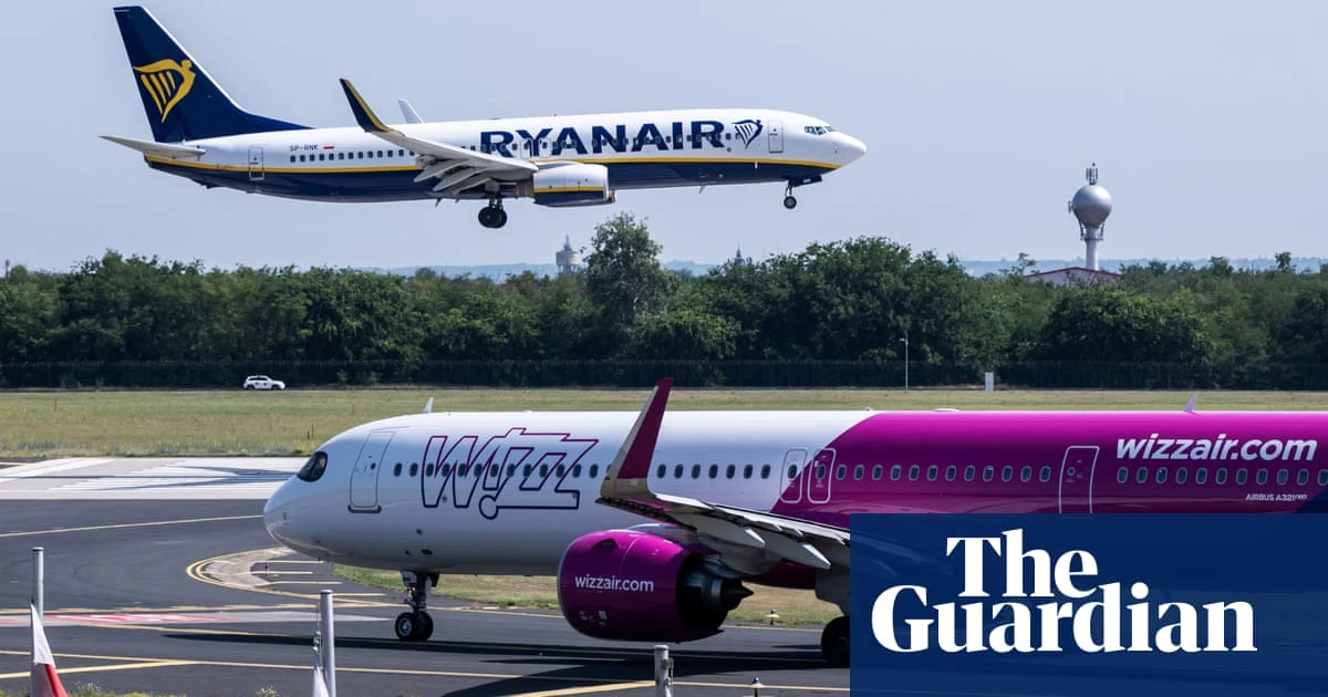 Airlines may have to disclose carbon impact of individuals’ flights under new UK policy