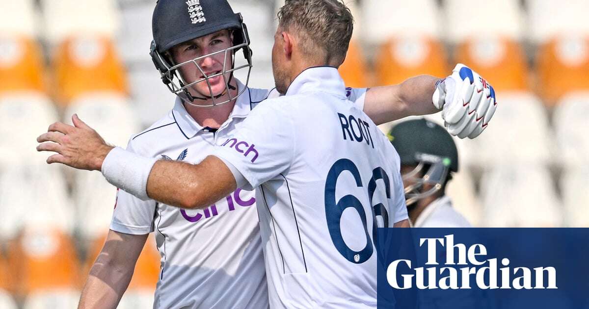 Root the record breaker and Brook make hay to put England on top in Pakistan