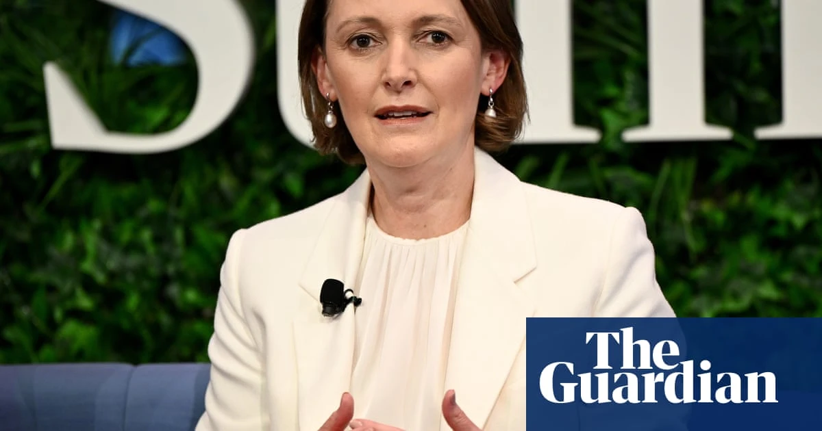 Telstra expects to shrink workforce as it leans in ‘hard’ on AI — including in customer service