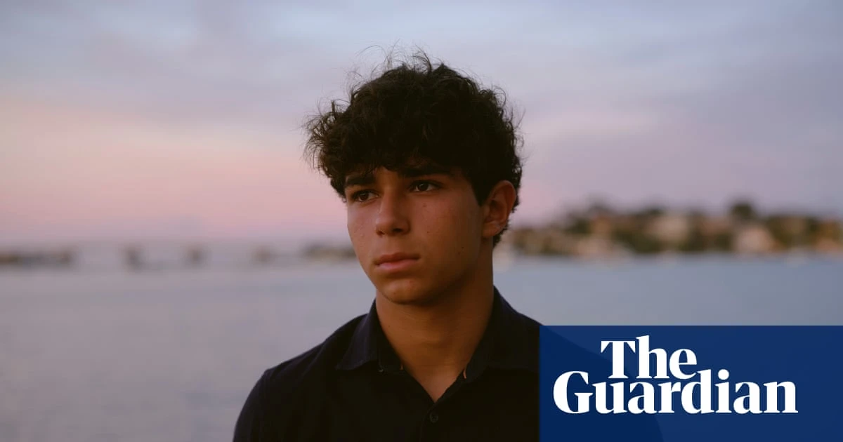 Fifteen-year-old Noah hasn’t been kicked off any social media platforms – he’s still fighting Australia’s under-16 ban in court