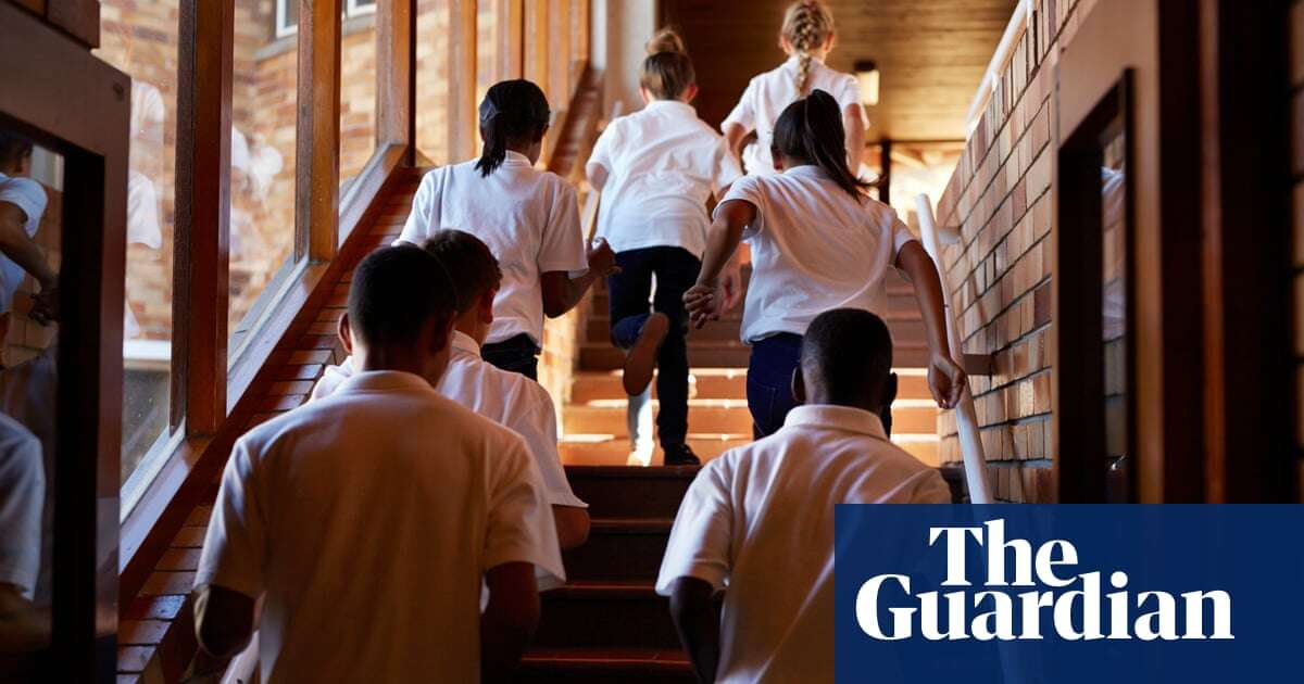 Unauthorised school absence widening ‘disadvantage gap’ in England