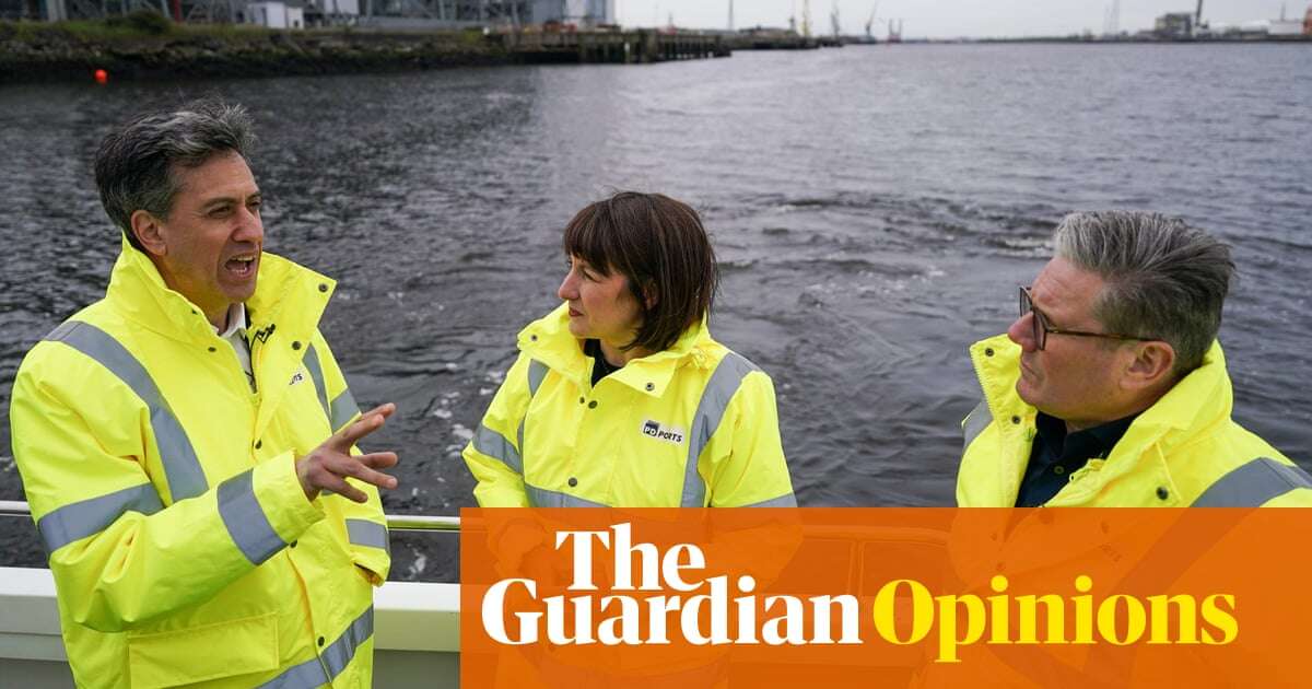 The Guardian view on Labour eyeing green cuts: they would undermine growth and climate goals | Editorial