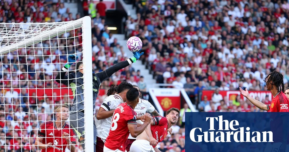 New season, same strife between the sticks for Manchester United | Jonathan Wilson