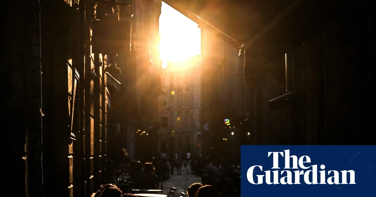 Heatwave across western Europe – in pictures