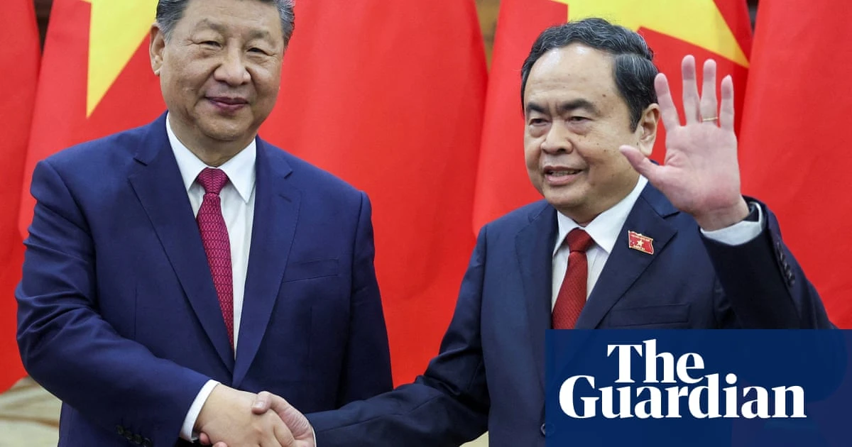 China’s Xi Jinping is in Vietnam to figure out how to ‘screw’ the US, says Trump