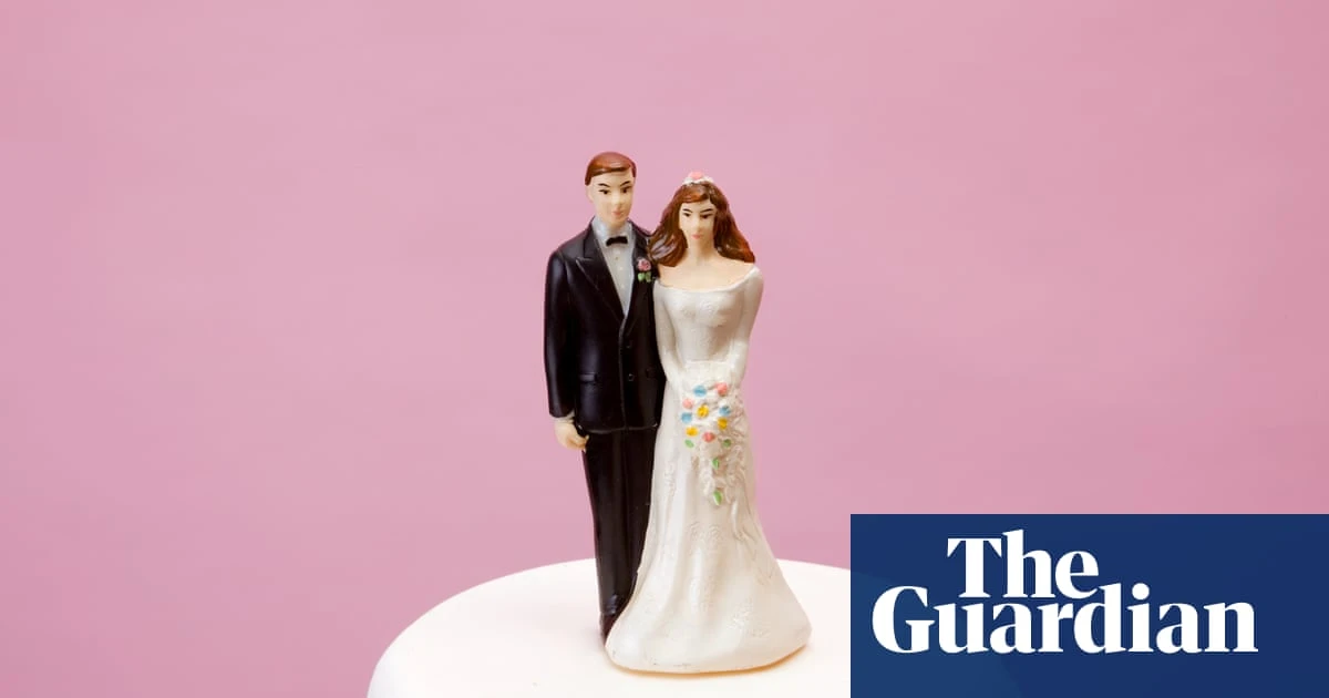 A drill, a bread knife and a bottle of wine: your most treasured wedding gifts