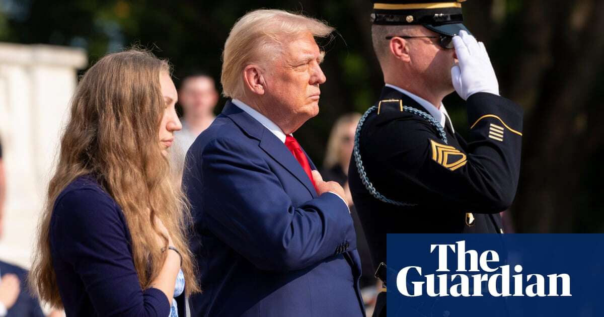 Democrats call for report into Trump Arlington national cemetery altercation