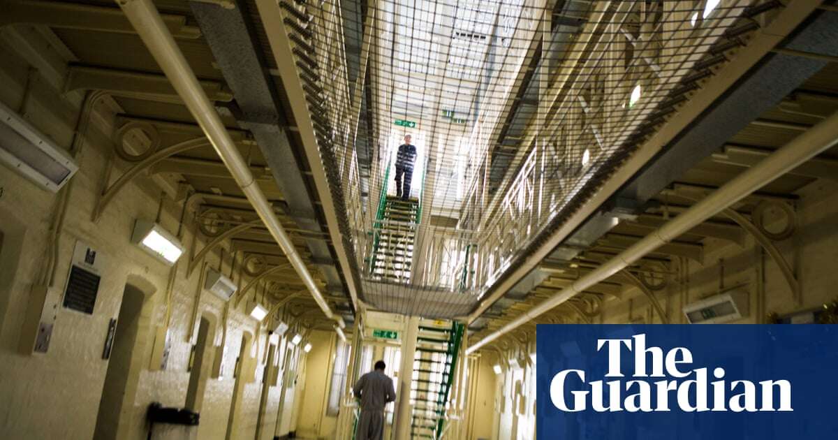 Labour consider plan to release prisoners after 40% of sentence served