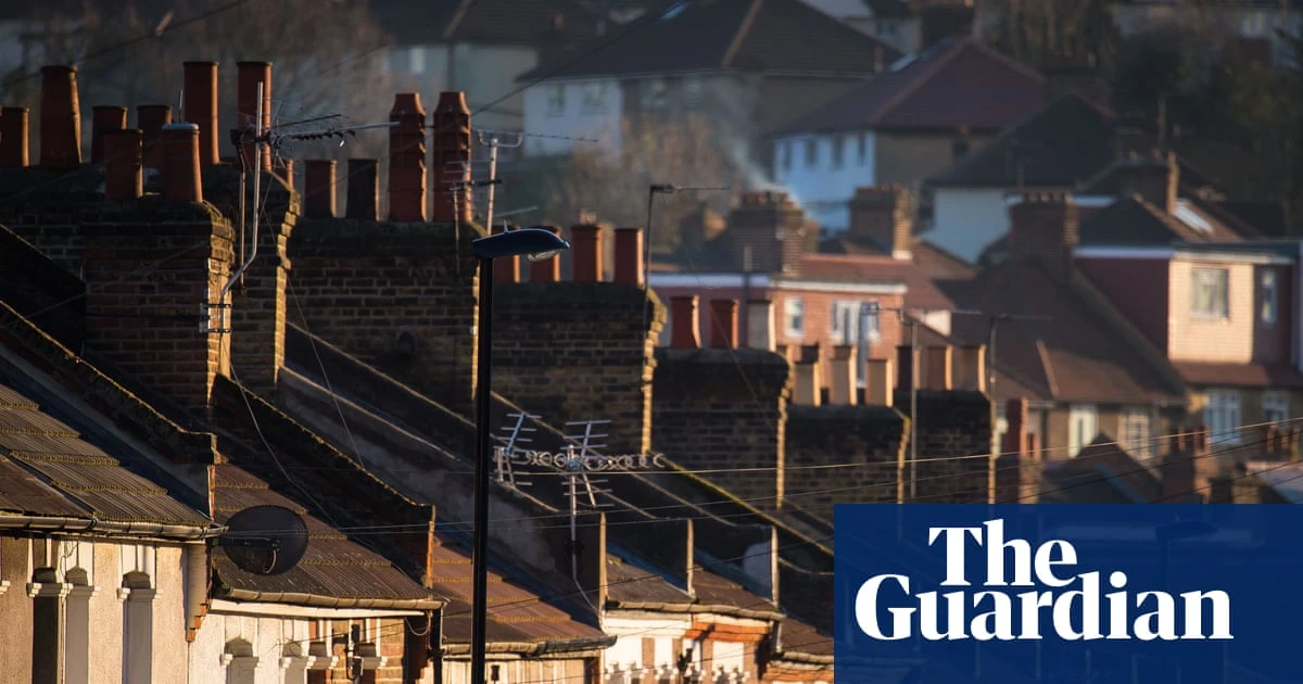 ‘It feels unfair’: the Britons struggling to get a mortgage since Iran war began